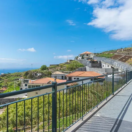 Palm Paradise By Ah Villa Câmara de Lobos