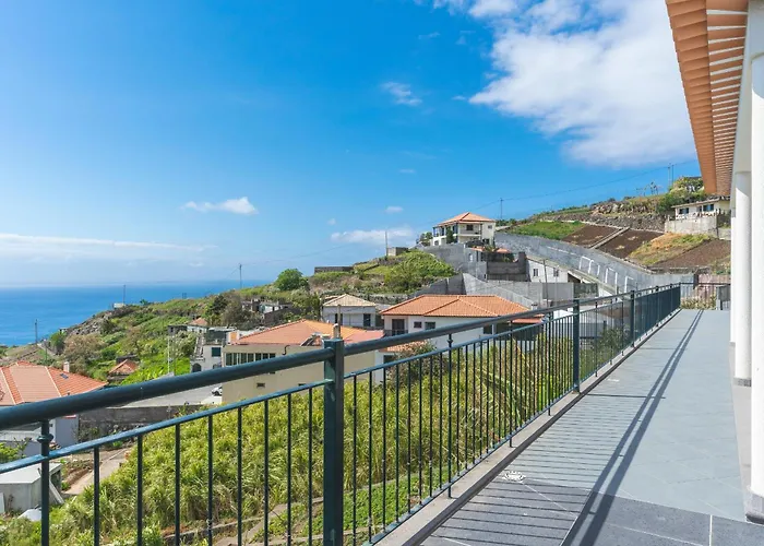 Palm Paradise By Ah 别墅 卡马拉-德洛布什